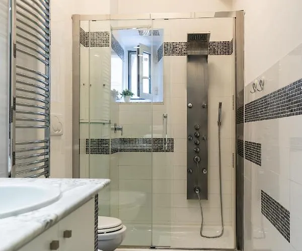 Apartment 8 Rome